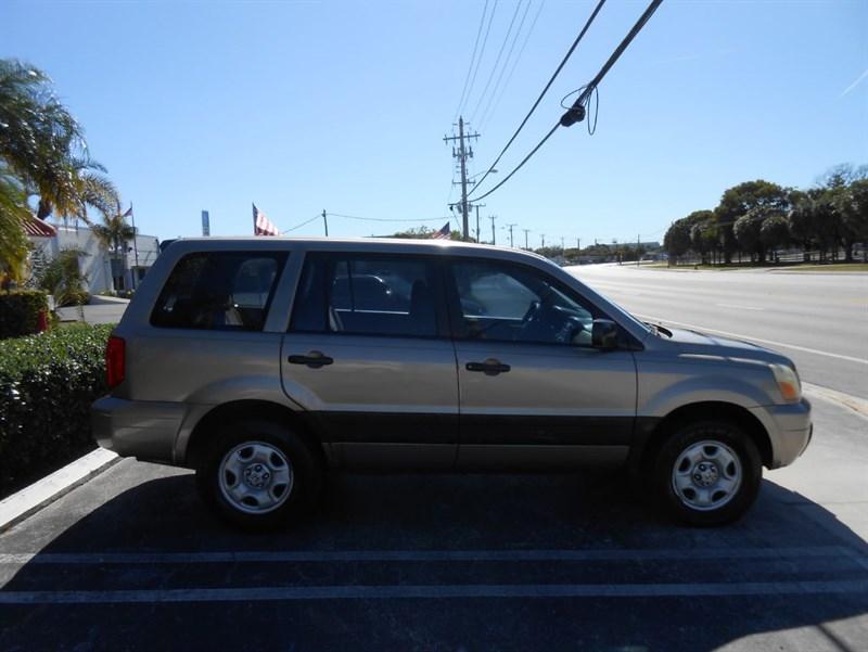 Honda Pilot Lx | Stock No: 14723 - Thumbnail 9