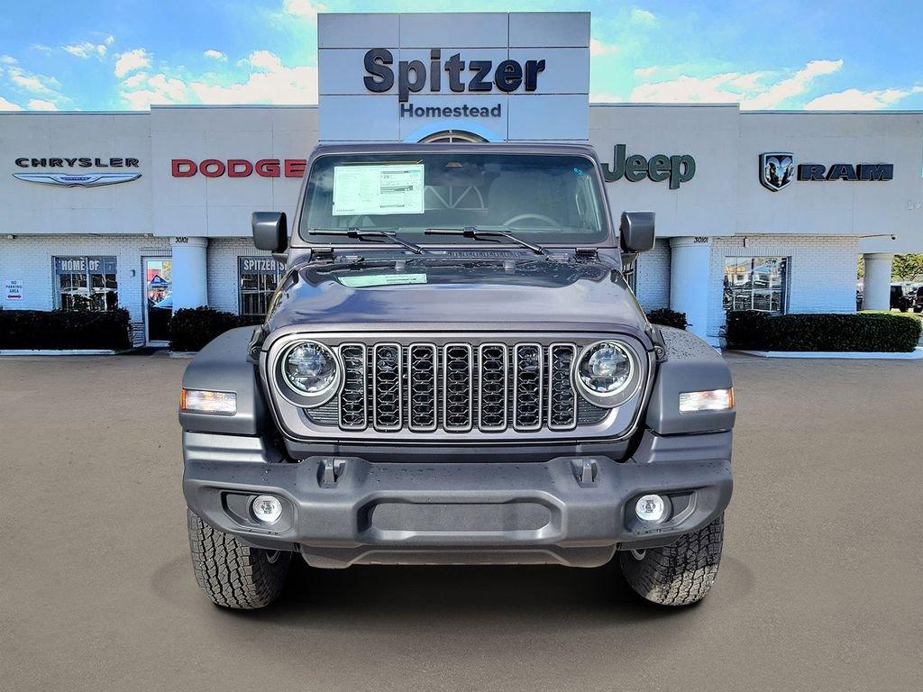 Jeep Wrangler 4-Door Sport S - Thumbnail 3