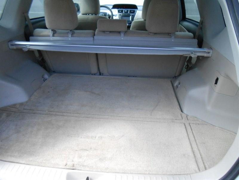 Toyota Prius V | Stock No: 14757 - Thumbnail 6