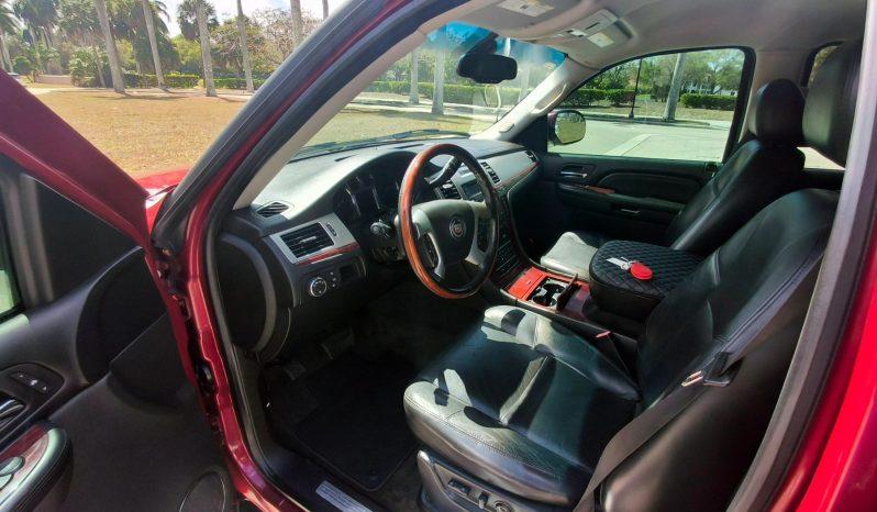 Cadillac Escalade - Thumbnail 6