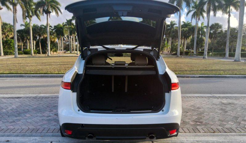 Jaguar F-Pace - Thumbnail 14