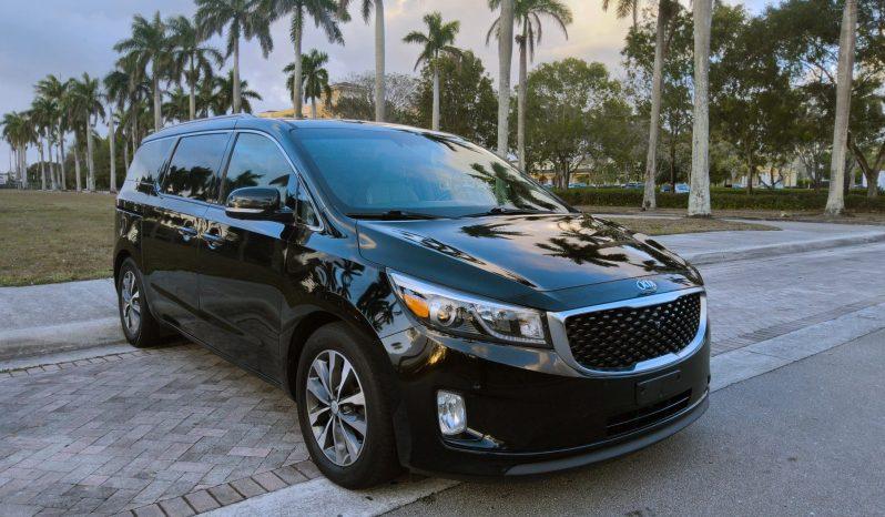 Kia Sedona - Thumbnail 2