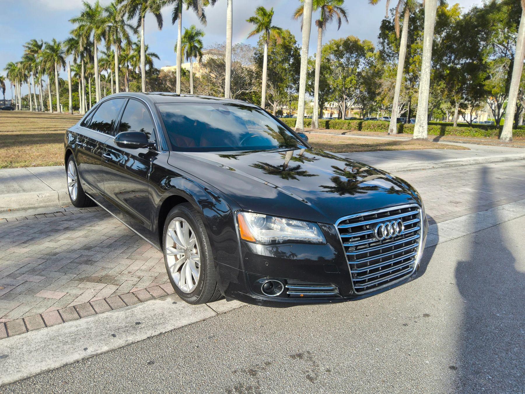 Audi A8 - View 1