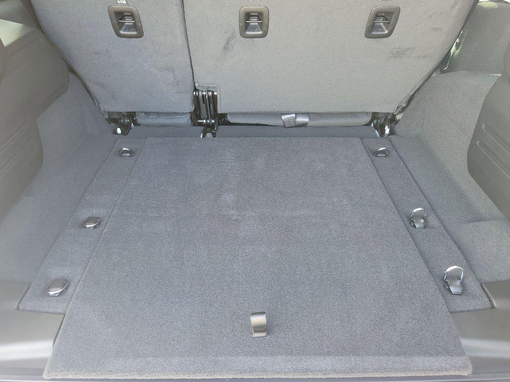 Jeep Wrangler 4-Door Sport S - Thumbnail 9