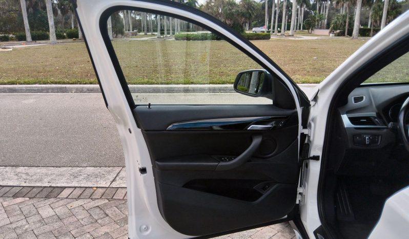 BMW X1 - Thumbnail 11