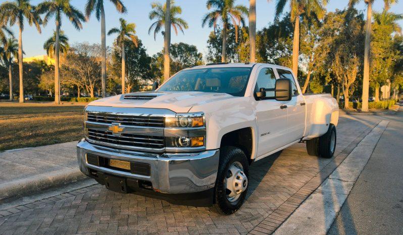 Chevrolet Silverado 3500 Hd Crew Cab - Thumbnail 4