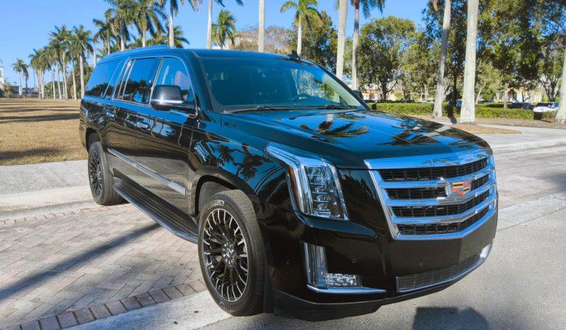 Cadillac Escalade Esv - Thumbnail 2
