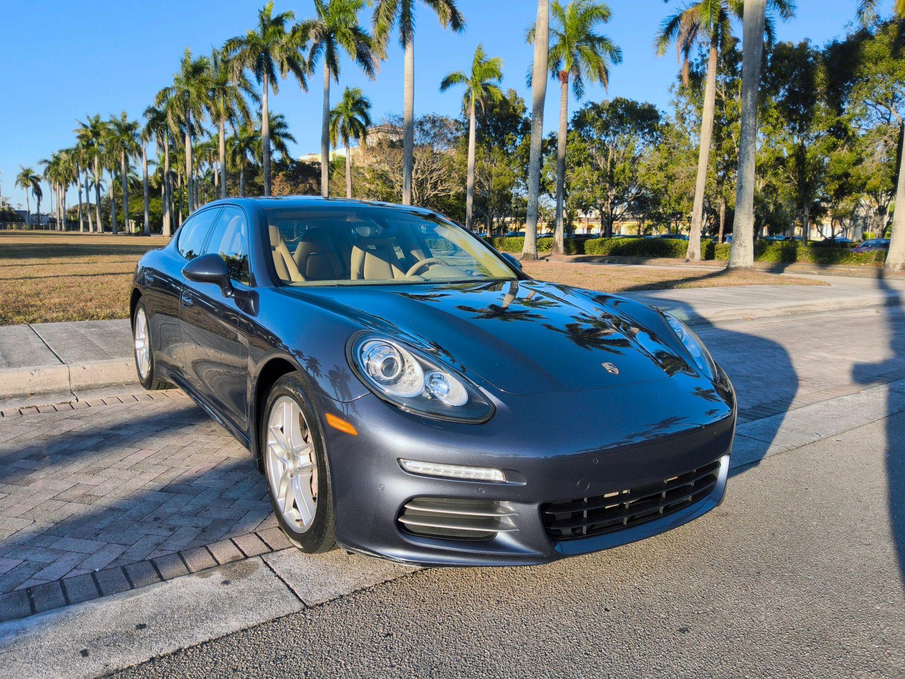 Porsche Panamera - View 1
