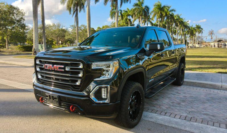 GMC Sierra 1500 Crew Cab - Thumbnail 3