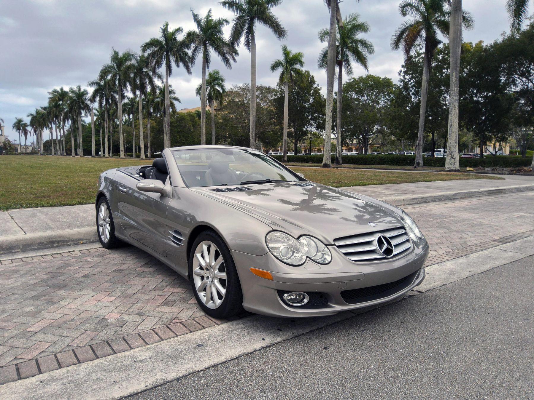 Mercedes-Benz Sl-Class - View 1