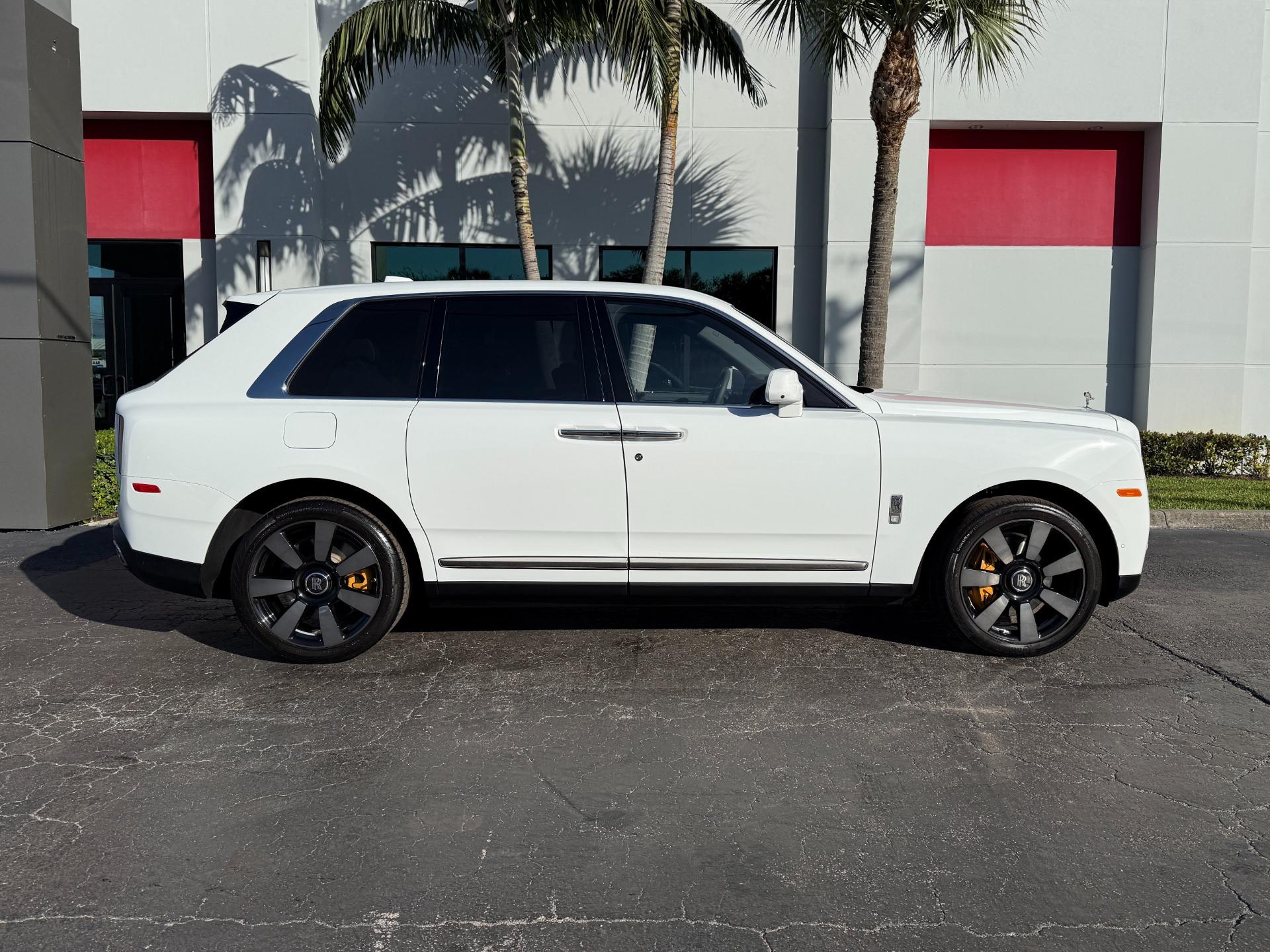 Rolls-Royce Cullinan - Thumbnail 2