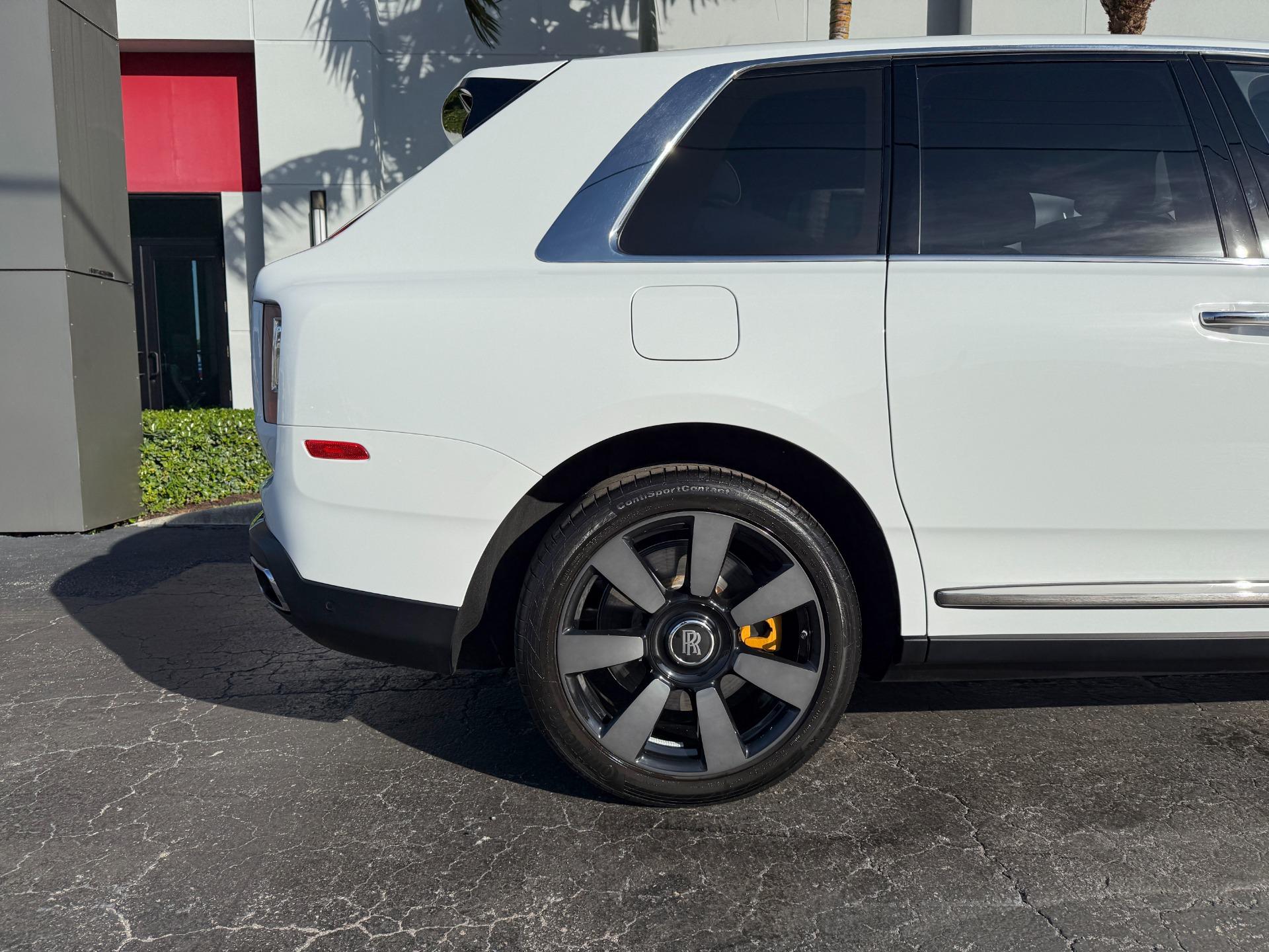 Rolls-Royce Cullinan - Thumbnail 4