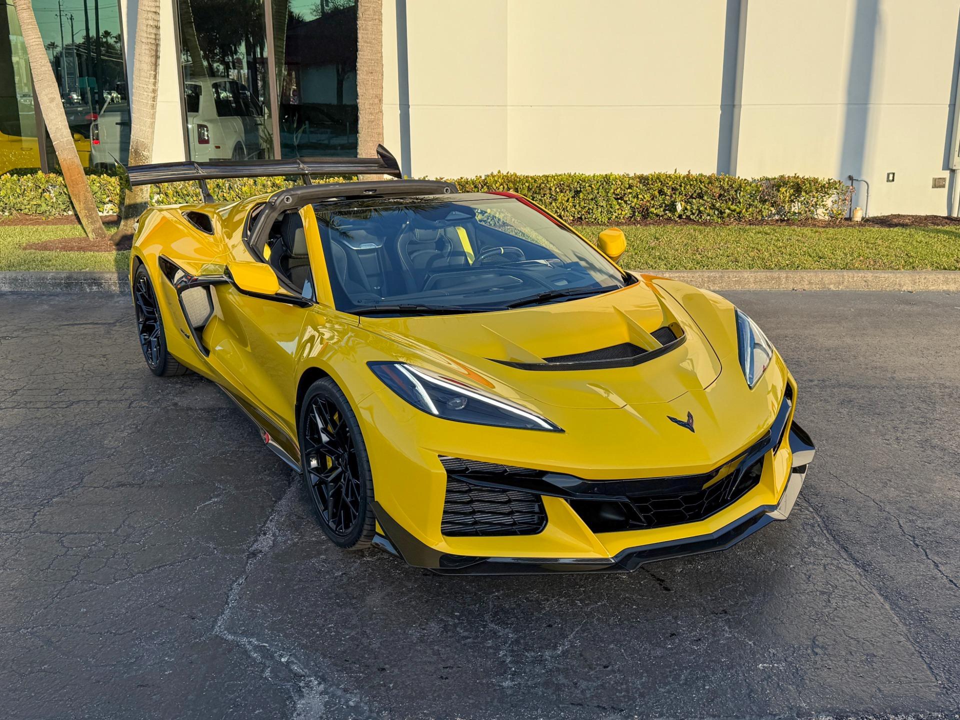 Chevrolet Corvette Zr1 - Thumbnail 5