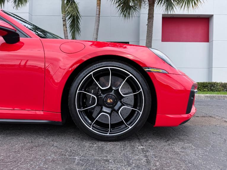 Porsche 911 Turbo S - Thumbnail 10