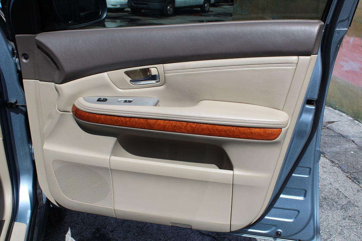 Lexus Rx 330 Only $3999 Down** $100/Wk - Thumbnail 19