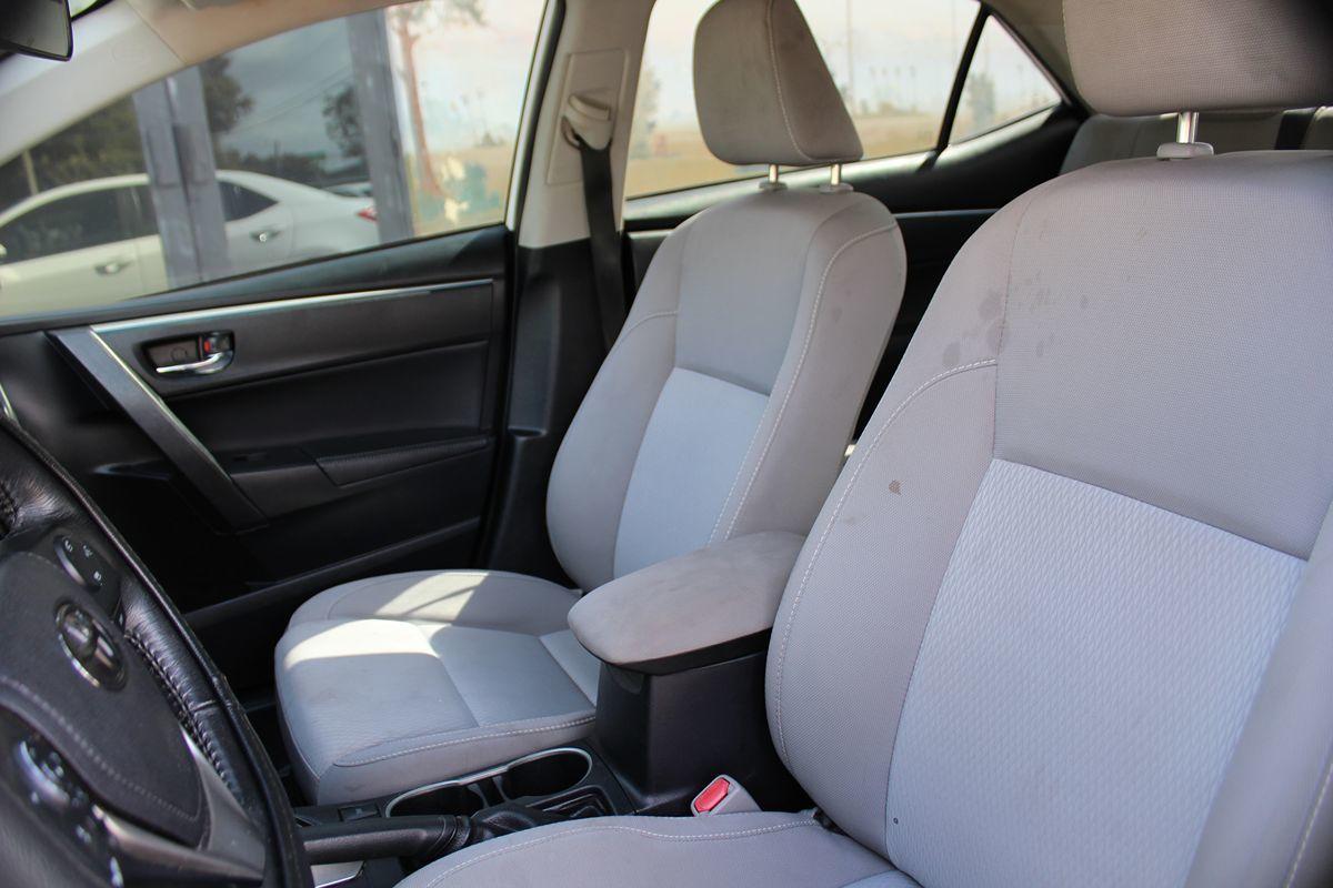 Toyota Corolla S Only $3999 Down** $100/Wk - Thumbnail 12