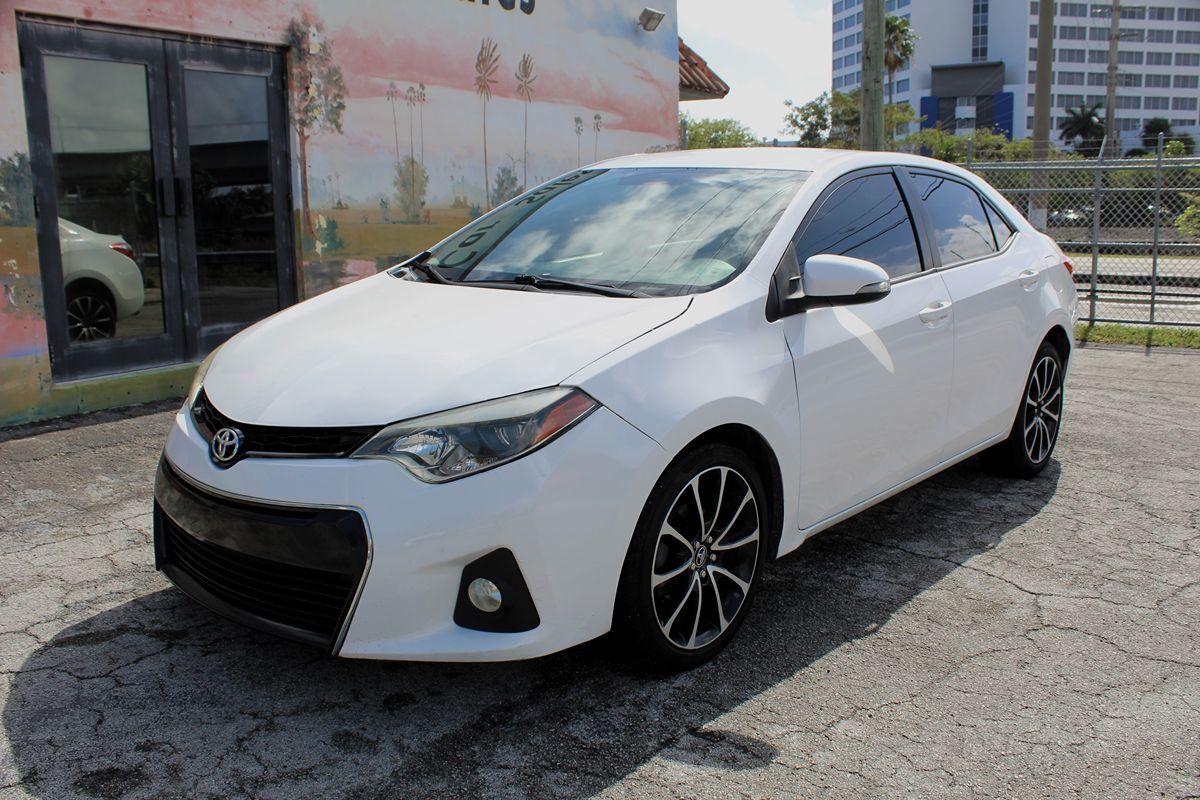 Toyota Corolla S Only $3999 Down** $100/Wk - Thumbnail 3