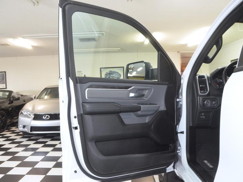 Ram 1500 Big Horn *Rwd*3.6L8*1 Owner*Local Trade*Only 7500 Miles*Warranty - Thumbnail 17