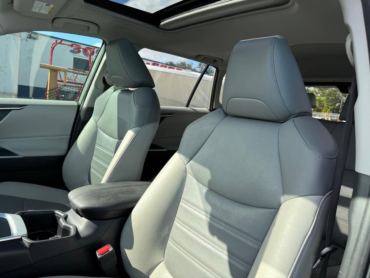 Toyota Rav4 Xle Premium Fwd - Thumbnail 15