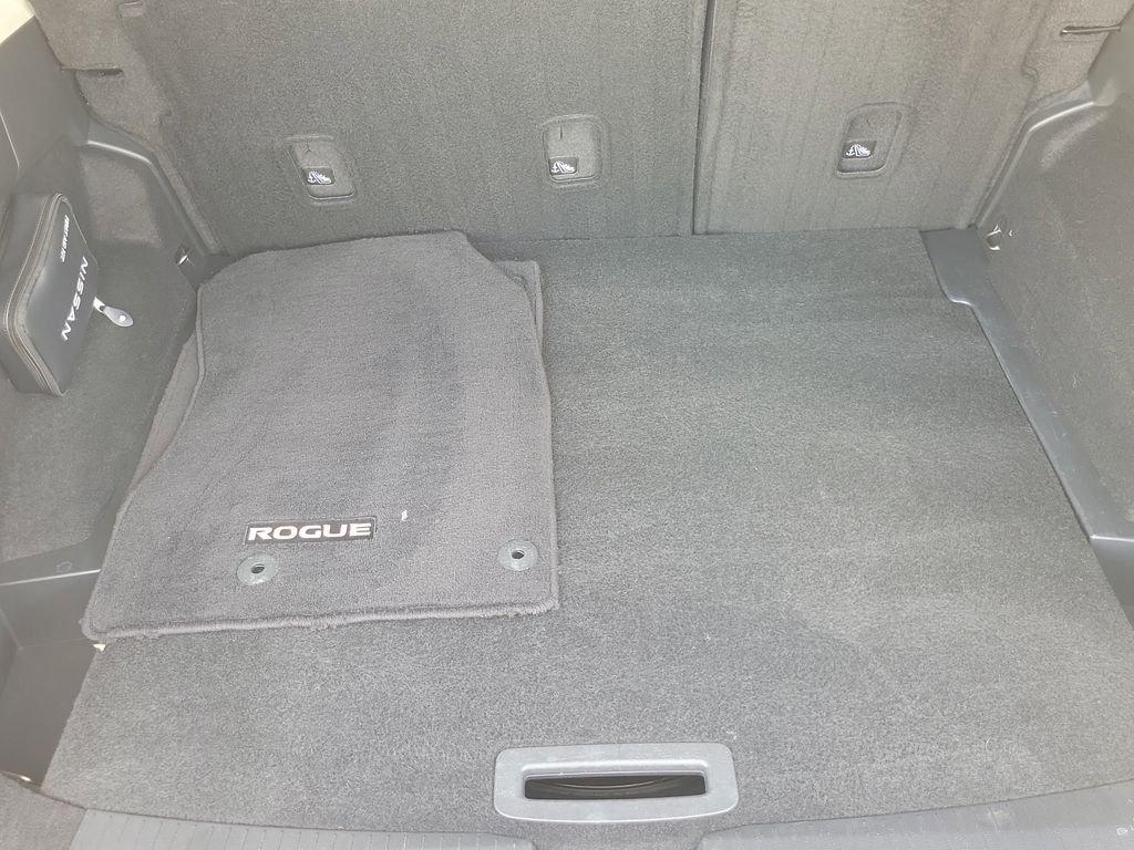 Nissan Rogue Sv Awd - Thumbnail 9