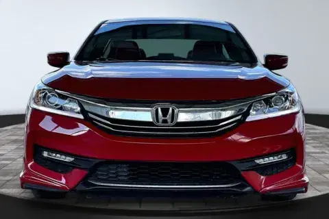 Honda Accord Sport - Thumbnail 3