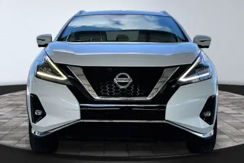 Nissan Murano - Thumbnail 3