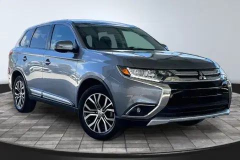 Mitsubishi Outlander - Thumbnail 4