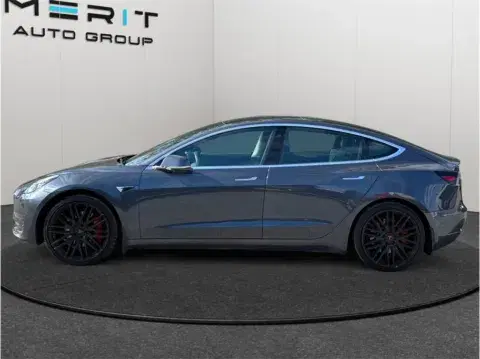 Tesla Model 3 Performance Sedan 4D - Thumbnail 6