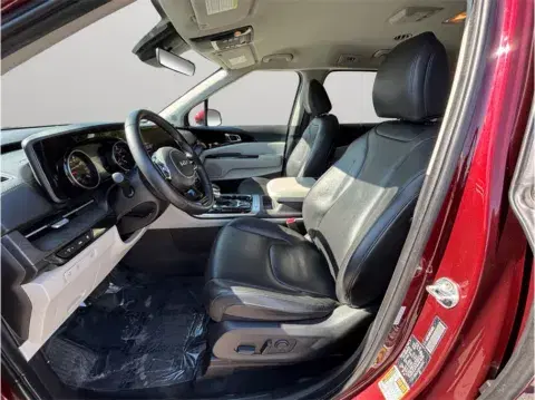 Kia Carnival Ex Minivan 4D - Thumbnail 3