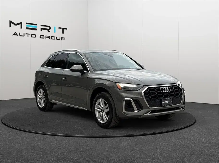 Audi Q5 45 Tfsi S Line Premium Sport Utility 4D - View 1
