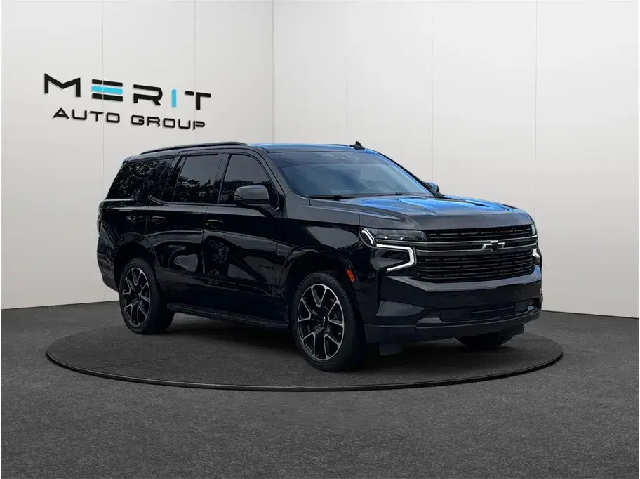 Chevrolet Tahoe Rst Sport Utility 4D - Thumbnail 2