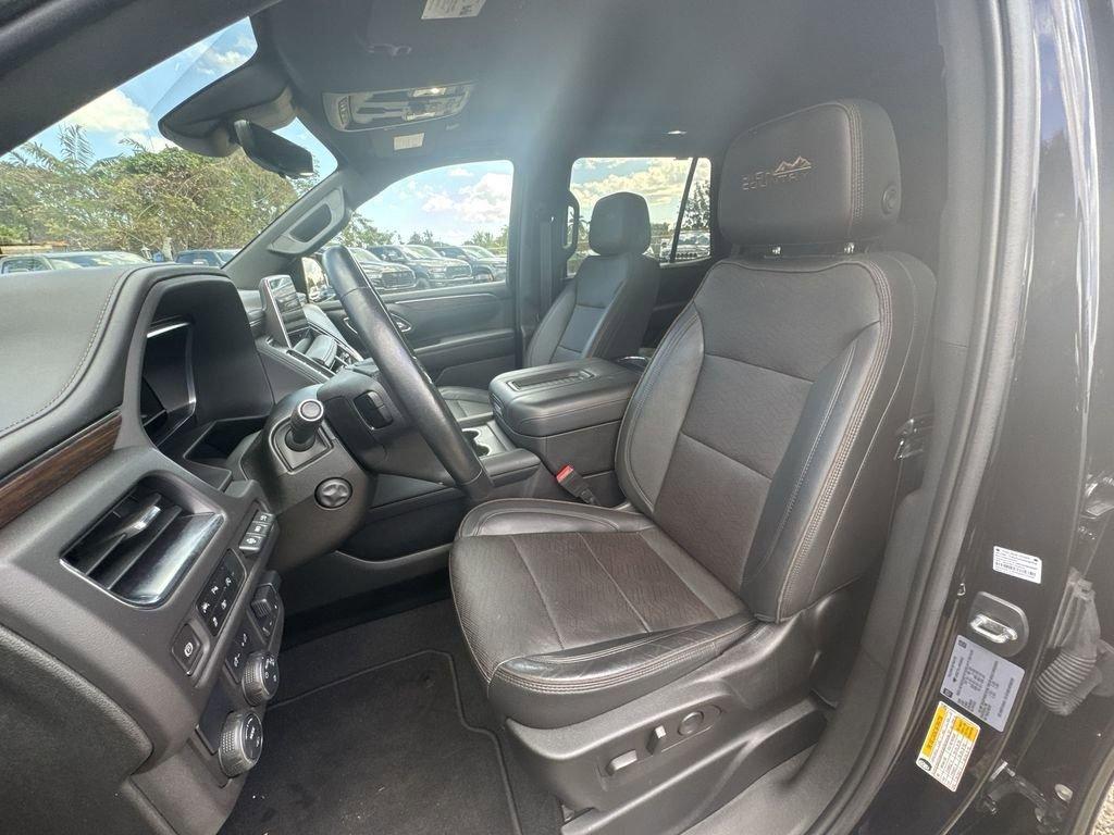 Chevrolet Tahoe High Country With Navigation - Thumbnail 15