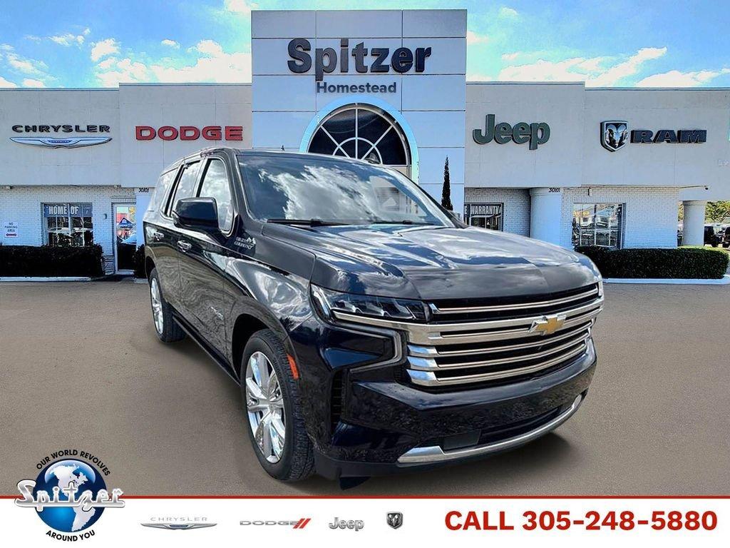 Chevrolet Tahoe High Country With Navigation - Thumbnail 2