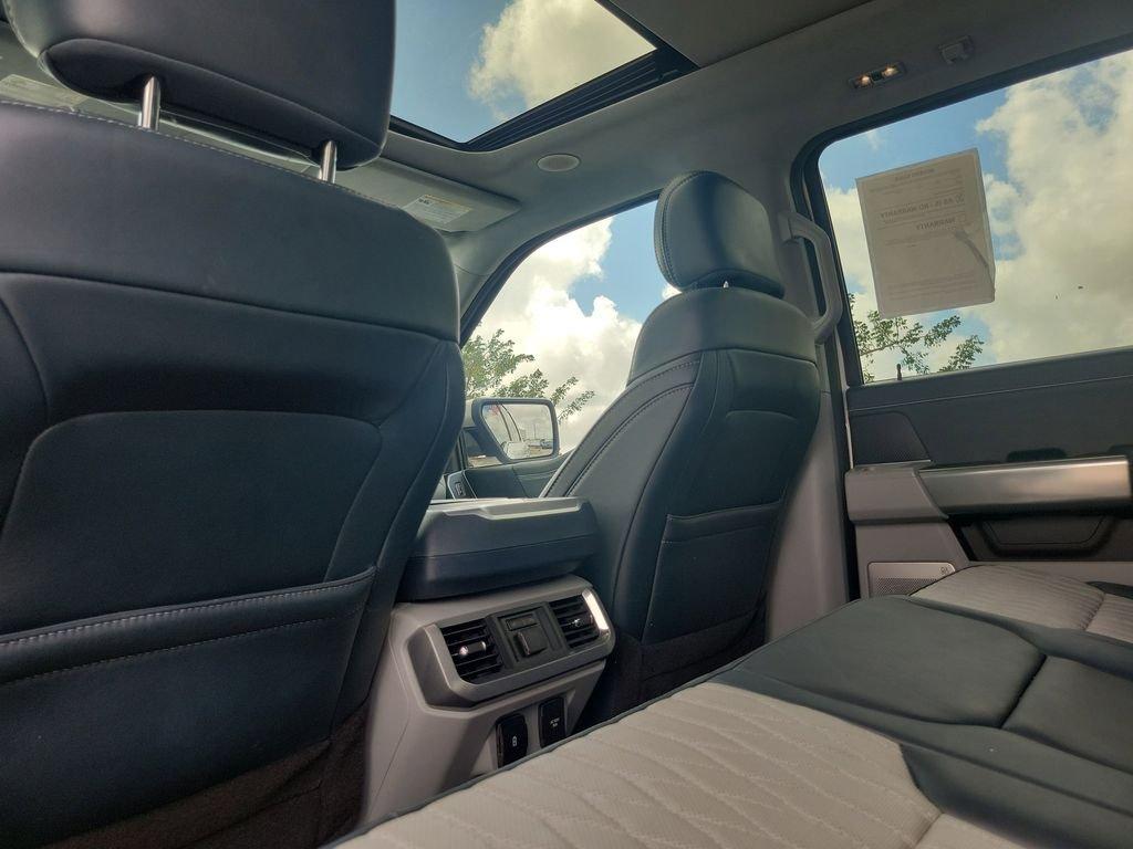 Ford F-150 Limited With Navigation & 4Wd - Thumbnail 14