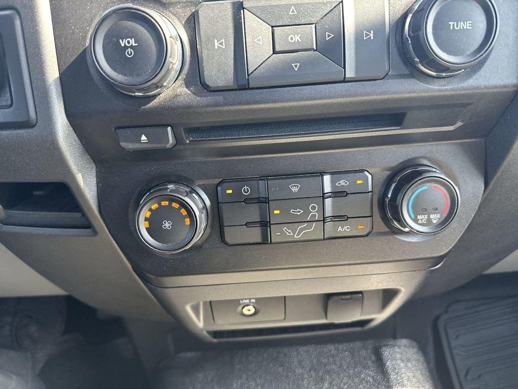 Ford F-250Sd Xl Rwd 2D Standard Cab - Thumbnail 18