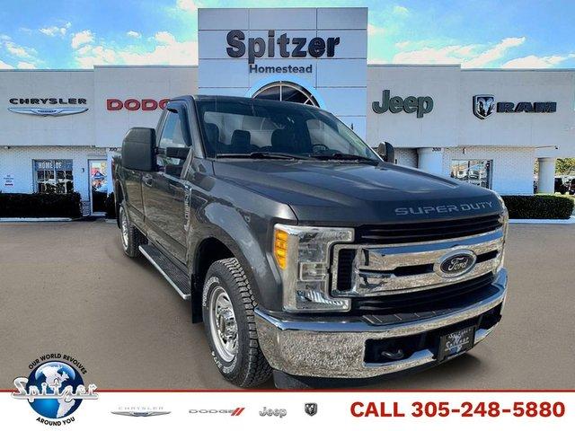 Ford F-250Sd Xl Rwd 2D Standard Cab - View 1