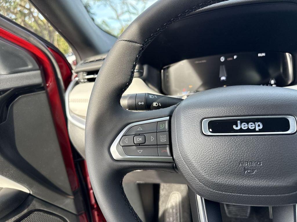 Jeep Compass Limited 4X4 - Thumbnail 15