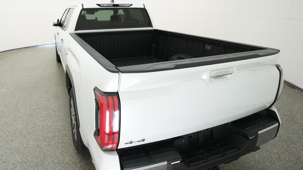 Toyota Tundra 1794 Edition Crewmax 4-Wheel Drive - Thumbnail 10