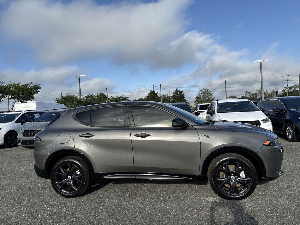 Dodge Hornet R/T Eawd - Thumbnail 3