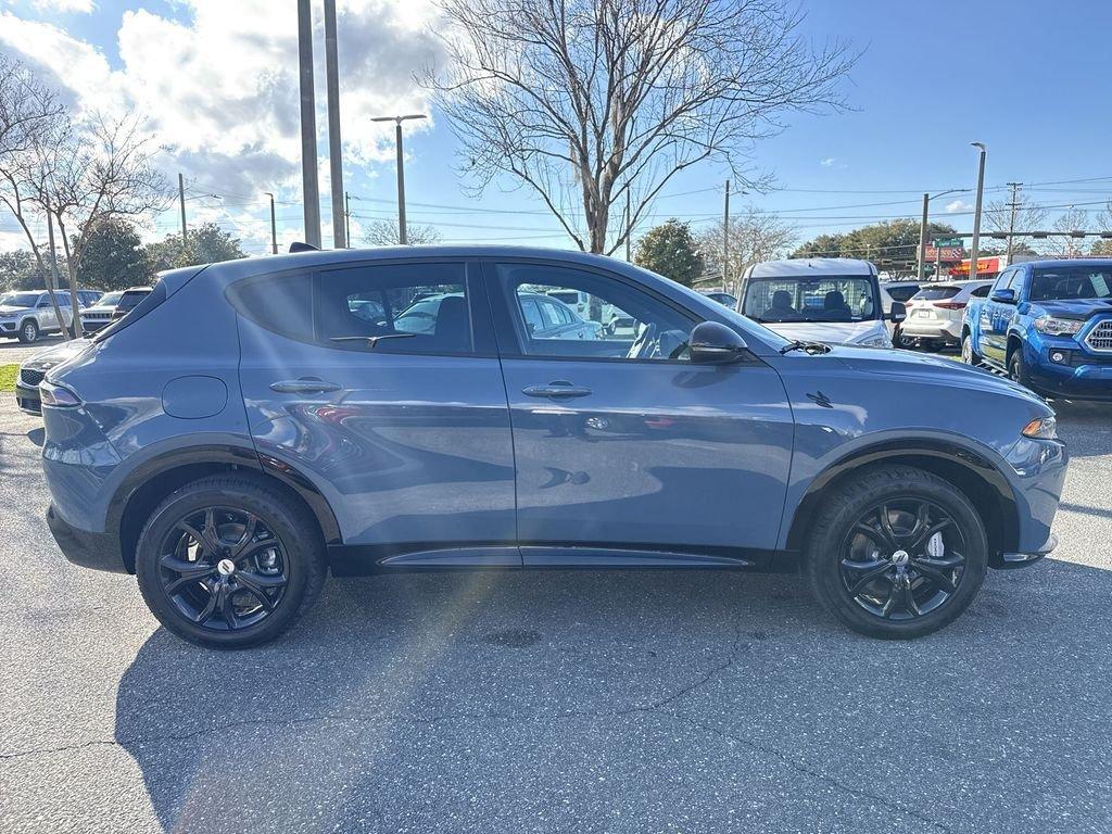 Dodge Hornet R/T Eawd - Thumbnail 3