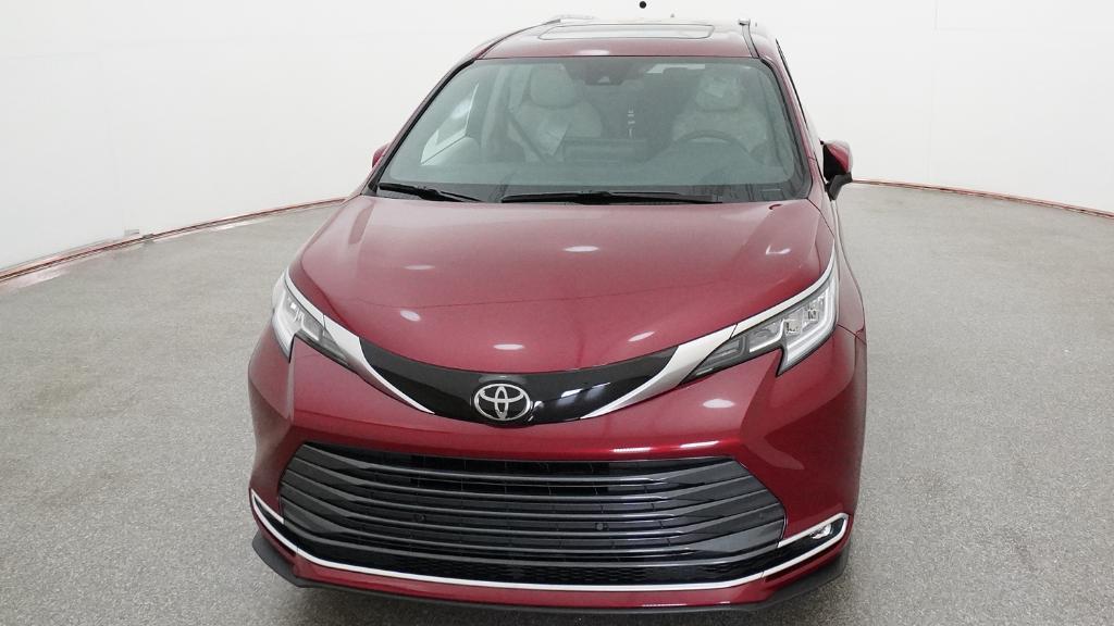 Toyota Sienna Limited - Thumbnail 14