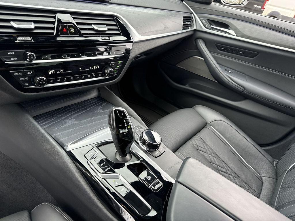BMW 5 Series 540I Xdrive - Thumbnail 20