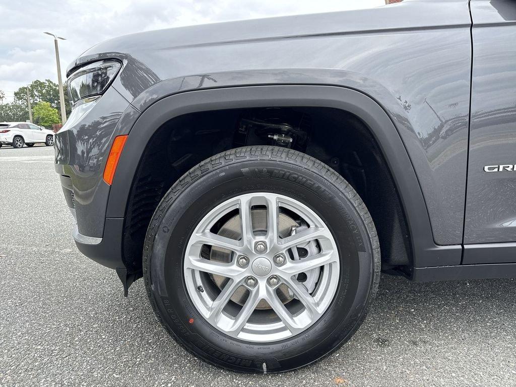 Jeep Grand Cherokee L Laredo X 4X4 - Thumbnail 11