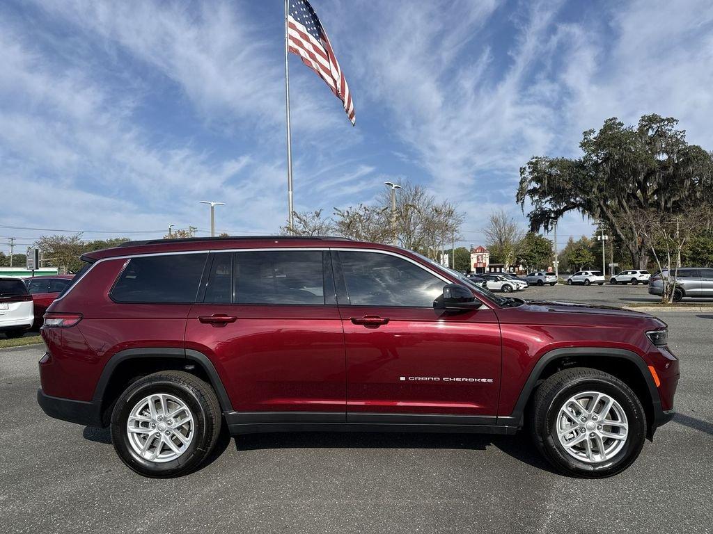 Jeep Grand Cherokee L Laredo X 4X4 - Thumbnail 3