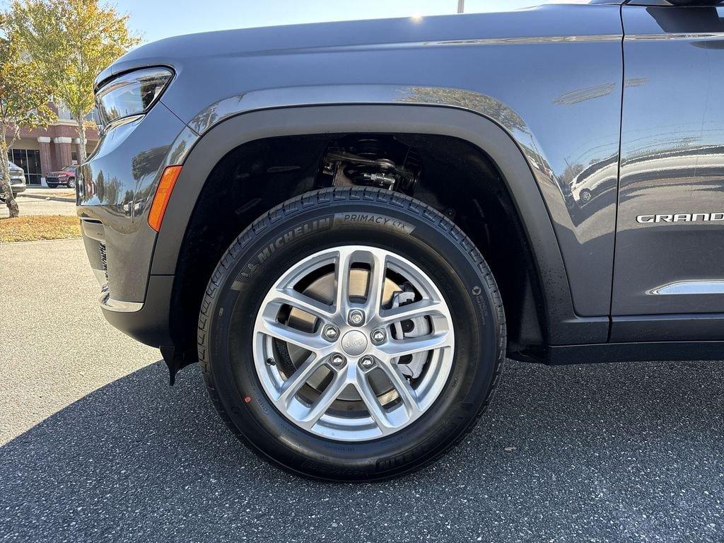 Jeep Grand Cherokee L Laredo X 4X4 - Thumbnail 11