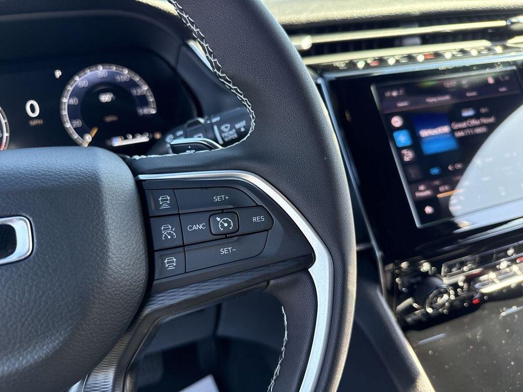 Jeep Grand Cherokee Altitude X 4X4 - Thumbnail 17