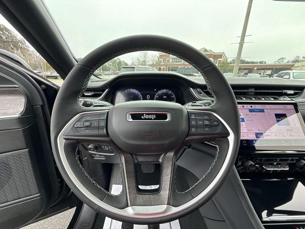 Jeep Grand Cherokee Limited 4X4 - Thumbnail 14