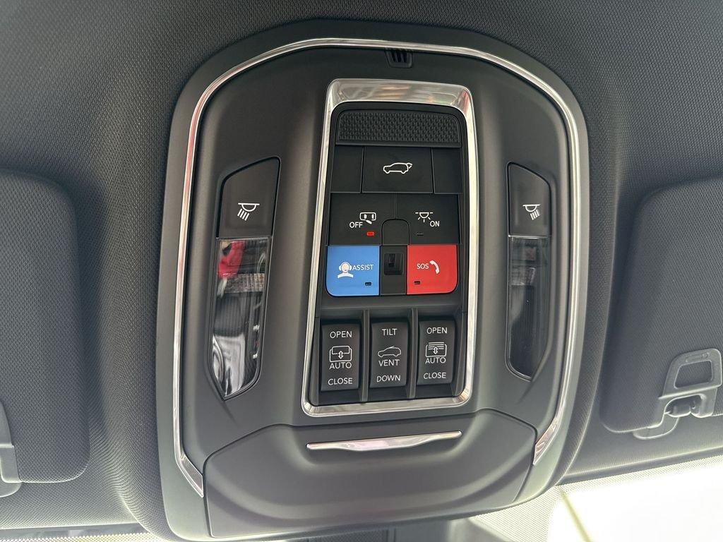 Jeep Grand Cherokee Limited 4X4 - Thumbnail 17