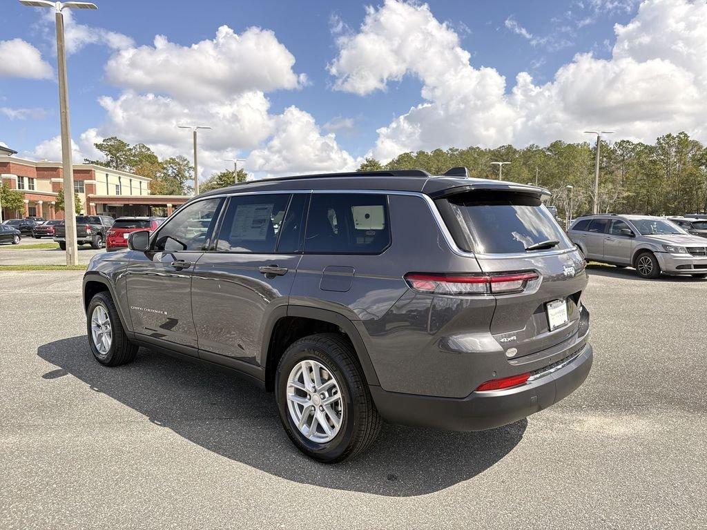 Jeep Grand Cherokee L Laredo X 4X4 - Thumbnail 5