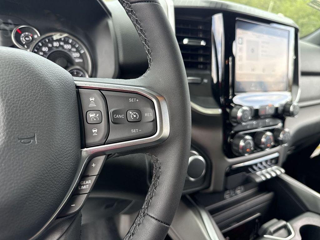 Ram 1500 Big Horn Crew Cab 4X4 5'7' Box - Thumbnail 19